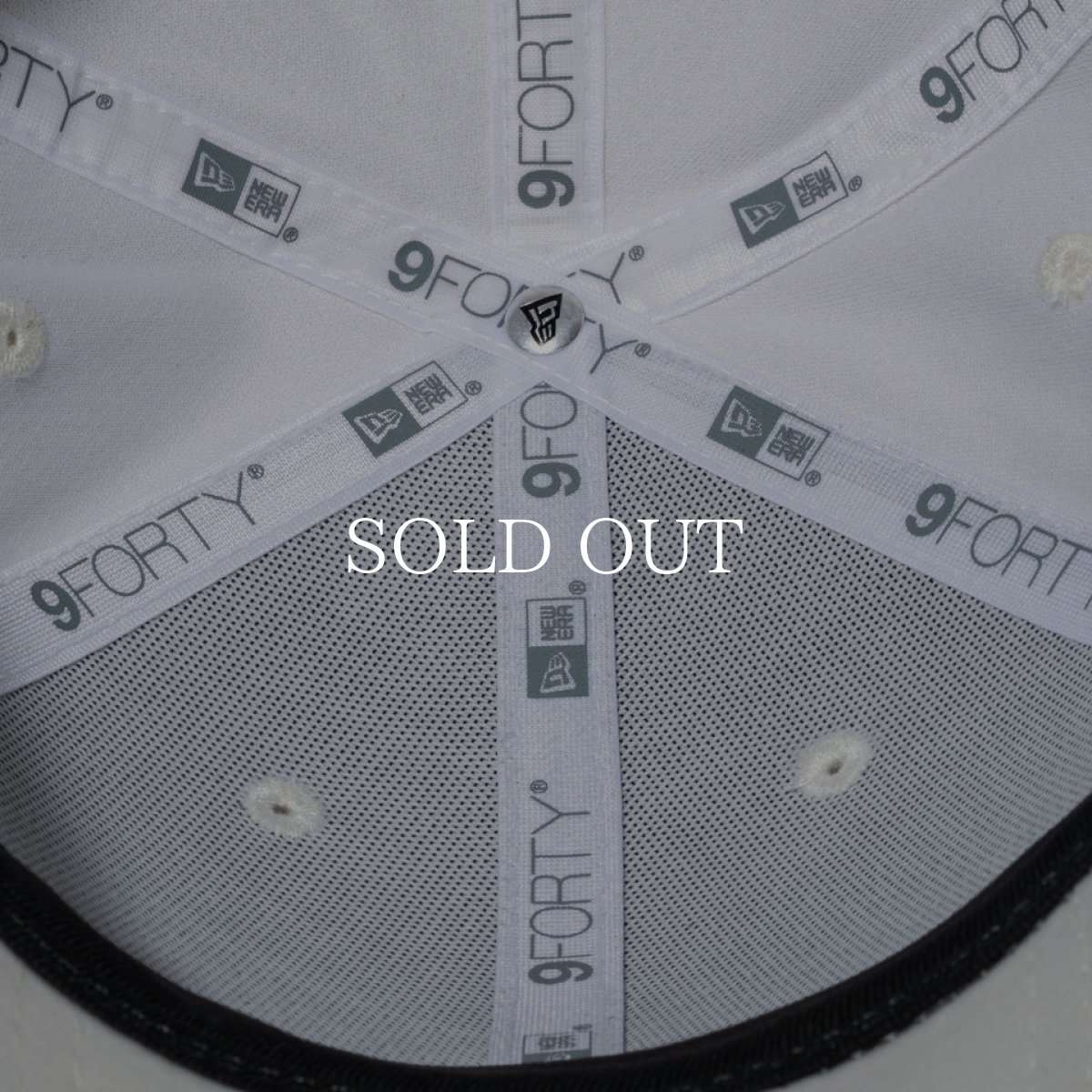 画像5: NEW ERA   9FORTY White Day Rhinestone ラインストーン ニューヨーク・ヤンキース クローム (5)