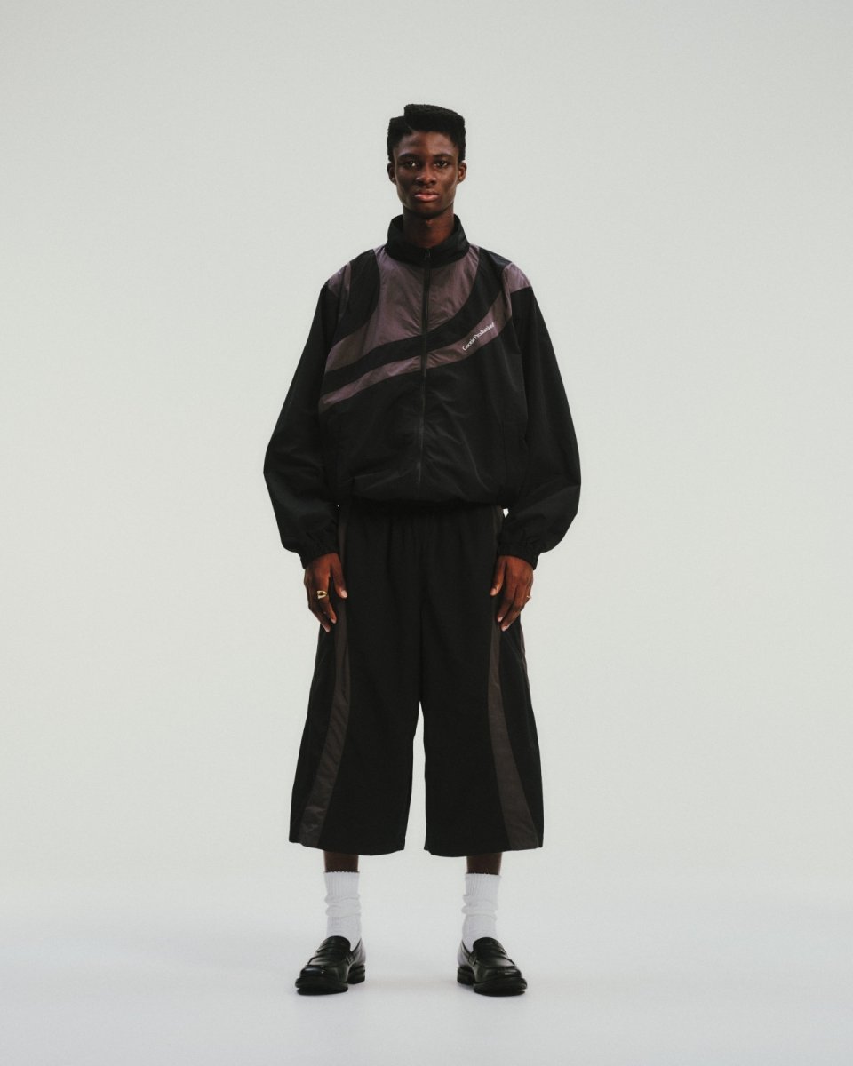 画像10: COOTIE   Nylon Paneling Shin Cut Wide Track Pants (10)