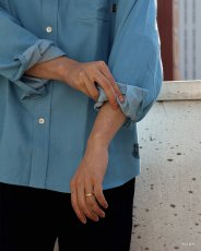 画像12: CALEE  COLOR DENIM SH (12)