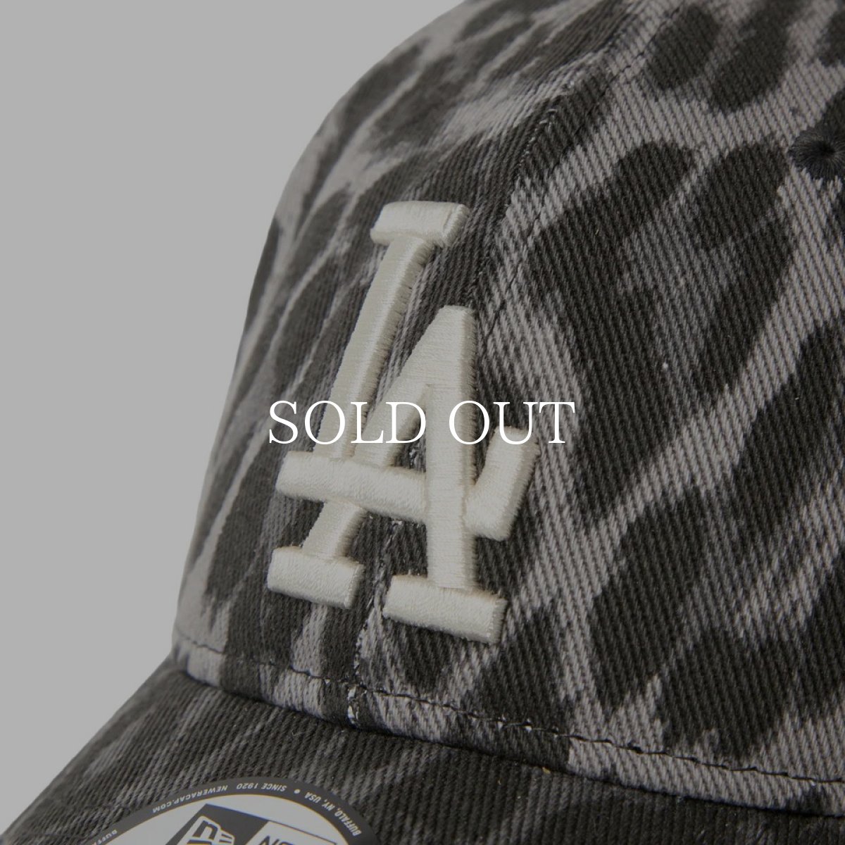 画像7: NEW ERA  9TWENTY Leopard ロサンゼルス・ドジャース ブラック　アイボリー (7)