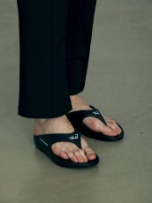 画像2: CMF OUTDOOR GARMENT  RECOVERY SANDAL (2)