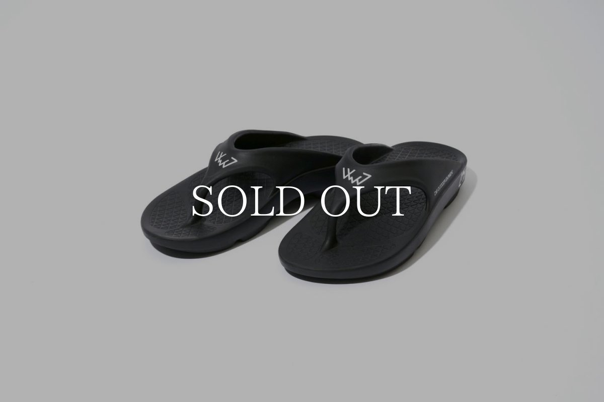 画像1: CMF OUTDOOR GARMENT  RECOVERY SANDAL (1)