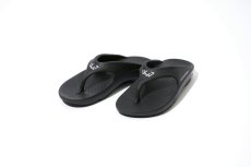 画像1: CMF OUTDOOR GARMENT  RECOVERY SANDAL (1)