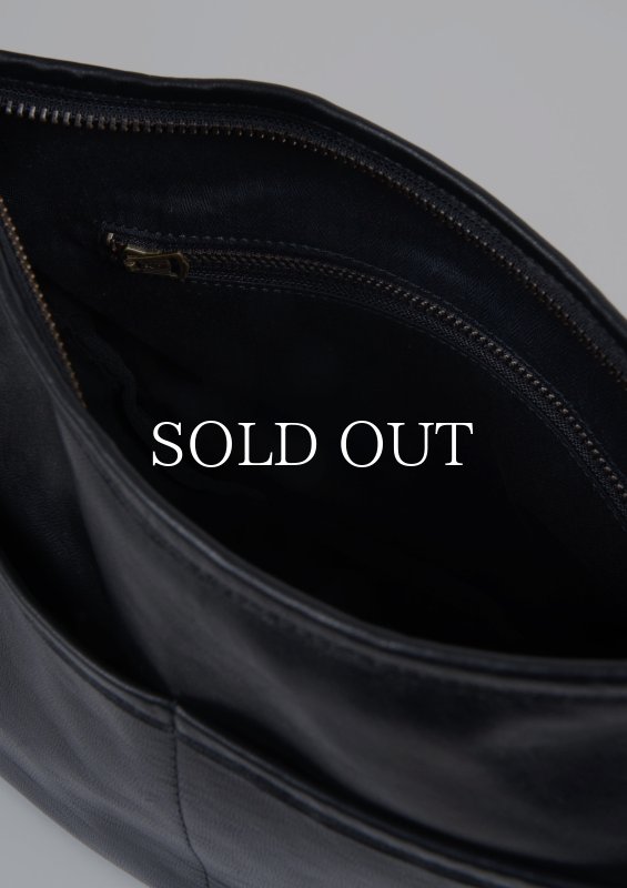 MASSES LEATHER SHOULDER BAG M064 公式通販