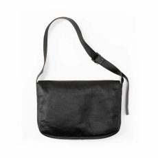 画像2: CALEE  STUDS LEATHER SHOULDER BAG (2)