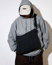 画像2: hobo  SHOULDER BAG NYLON OXFORD ONIBEGIE® DYED (2)