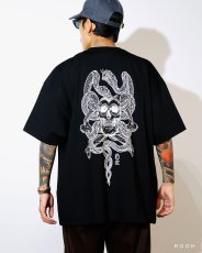 画像8: ANTIDOTE BUYERS CLUB   ASIC Oversized S/S Tee (Skull N' Snake) (8)