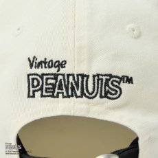 画像8: NEW ERA  キッズ Youth 9TWENTY Vintage PEANUTS ピーナッツ 2-Tone クロームホワイト/ブラック (8)