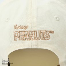 画像9: NEW ERA  9TWENTY Vintage PEANUTS ピーナッツ 2-Tone クロームホワイト/カーキ (9)