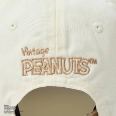 画像9: NEW ERA  キッズ Youth 9TWENTY Vintage PEANUTS ピーナッツ 2-Tone クロームホワイト/カーキ (9)