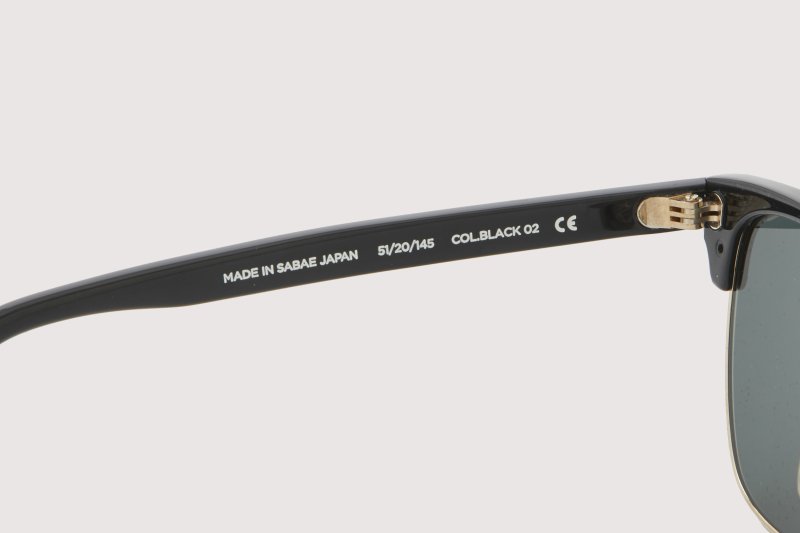 NOCHINO OPTICAL YUGEN #4. GLOSS BLACK & CHAMPAGNE GOLD × DARK GREY