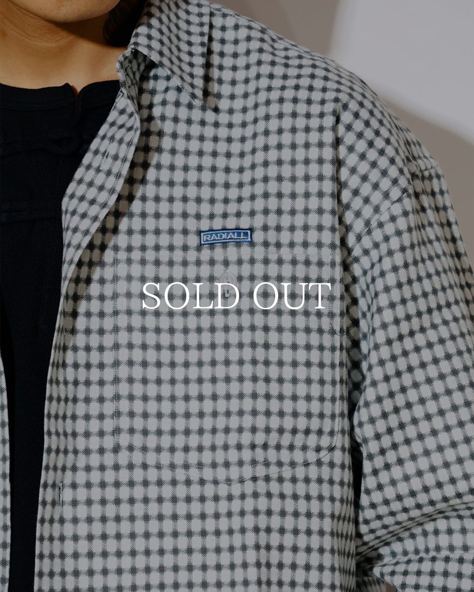 画像4: RADIALL  DIM - REGULAR COLLARED SHIRT L/S (4)