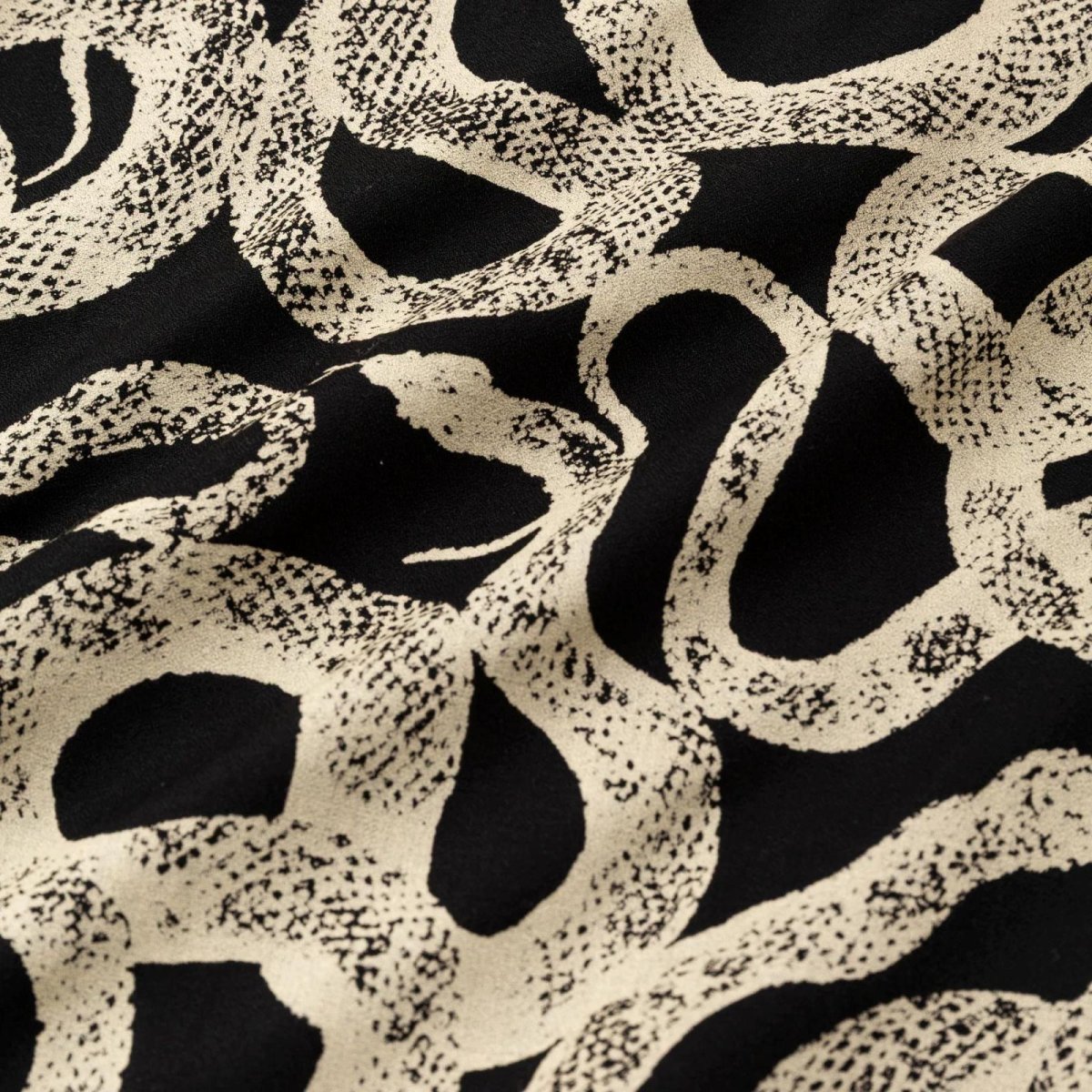 画像7: CALEE  SNAKE PATTERN PANEL S/S SH (7)