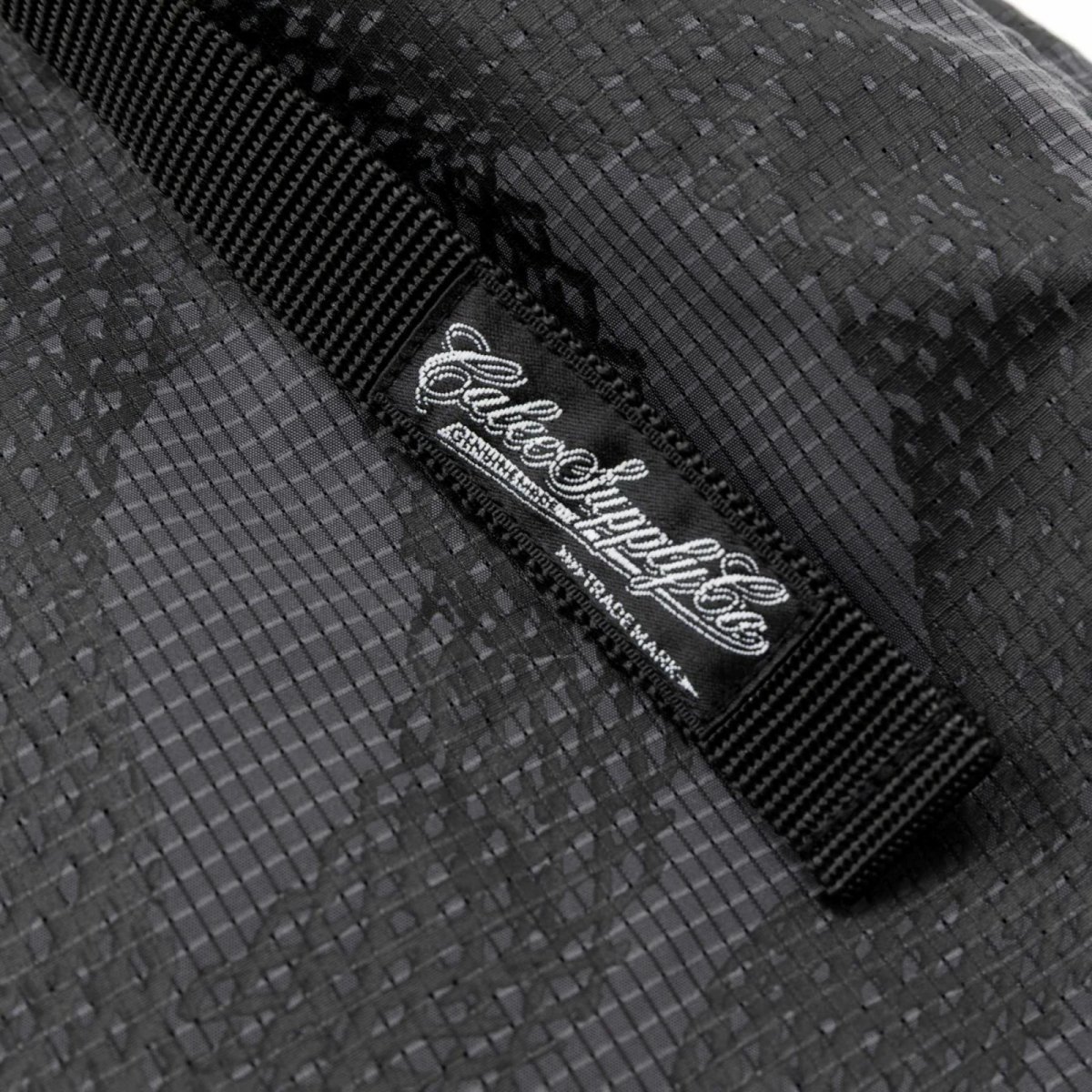 画像5: CALEE  DOTAIR®︎ SNAKE PATTERN EASY SHORTS (5)