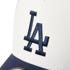 画像8: NEW ERA  9FORTY A-Frame トラッカー Typewriter コットンタイプライター ロサンゼルス・ドジャース オフホワイト/ネイビー (8)