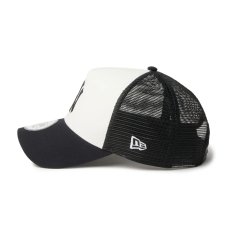 画像2: NEW ERA  9FORTY A-Frame トラッカー Typewriter コットンタイプライター ニューヨーク・ヤンキース オフホワイト/ブラック (2)