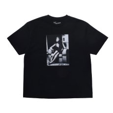 画像1: MINEDENIM  Amy Winehouse "Sitting On A Chair" Photo S/S Tee (1)