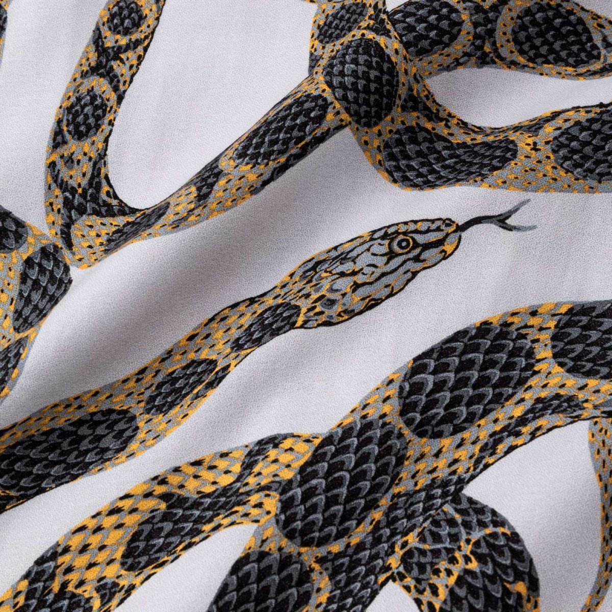 画像9: CALEE  ALLOVER SNAKE PATTERN S/S SH (9)