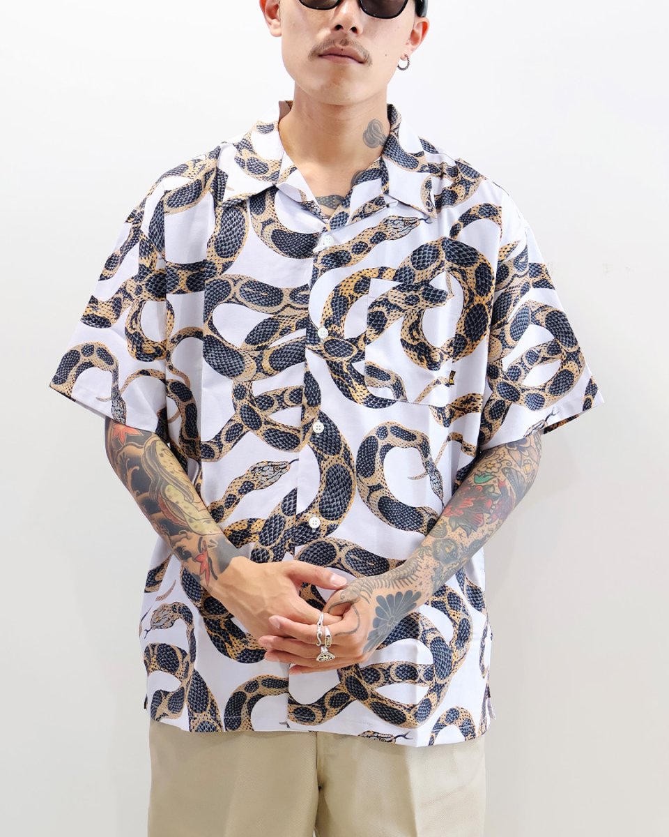 画像3: CALEE  ALLOVER SNAKE PATTERN S/S SH (3)
