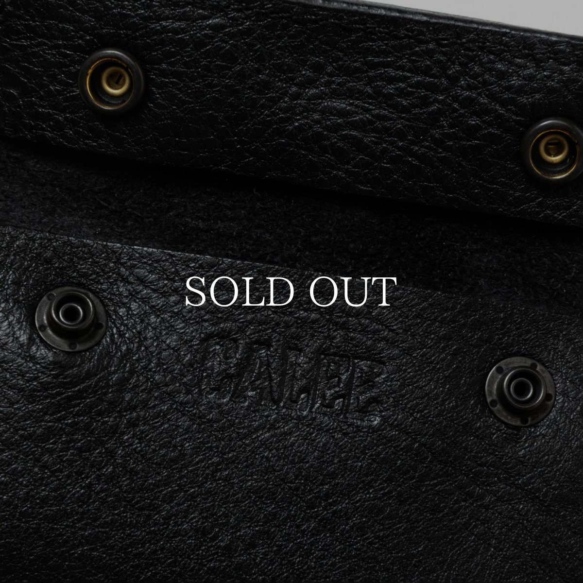 画像7: CALEE  STUDS LEATHER KEY CASE (7)
