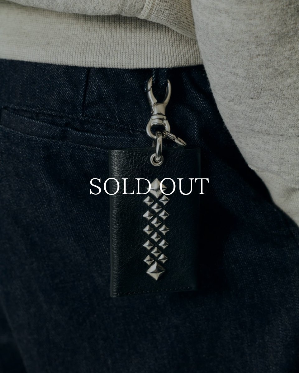 画像3: CALEE  STUDS LEATHER KEY CASE (3)