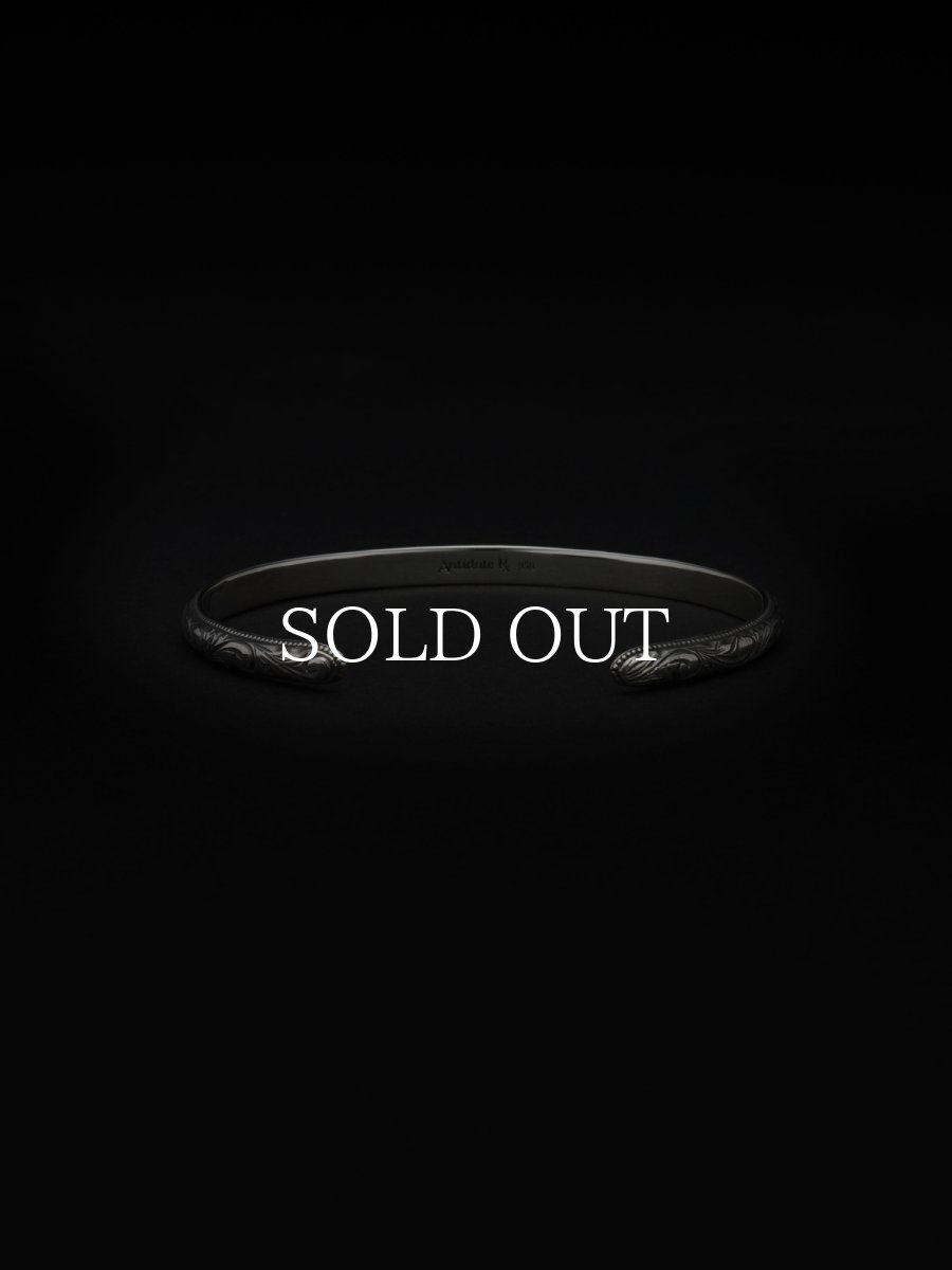 画像2: ANTIDOTE BUYERS CLUB   Engraved Narrow Bangle (2)
