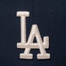 画像4: NEW ERA  59FIFTY World Series Champion 2025 ロサンゼルス・ドジャース ナイトシフトネイビー (4)