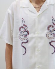 画像4: CALEE  EMBROIDERY SNAKE S/S SH ＜MIHO MURAKAMI DESIGN＞ (4)