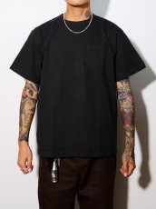 画像3: CALEE  GARMENT DYE GIRLS LOGO POCKET TEE ＜NATURALLY PAINT DESIGN＞ (3)