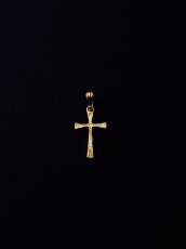 画像1: ANTIDOTE BUYERS CLUB   Engraved Tiny Cross Pendant (1)
