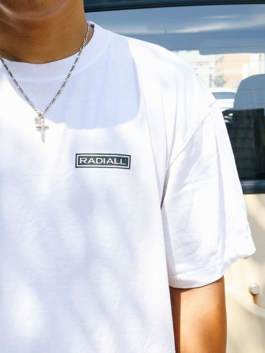 画像4: RADIALL  HAMMOND - CREW NECK T-SHIRT S/S (4)