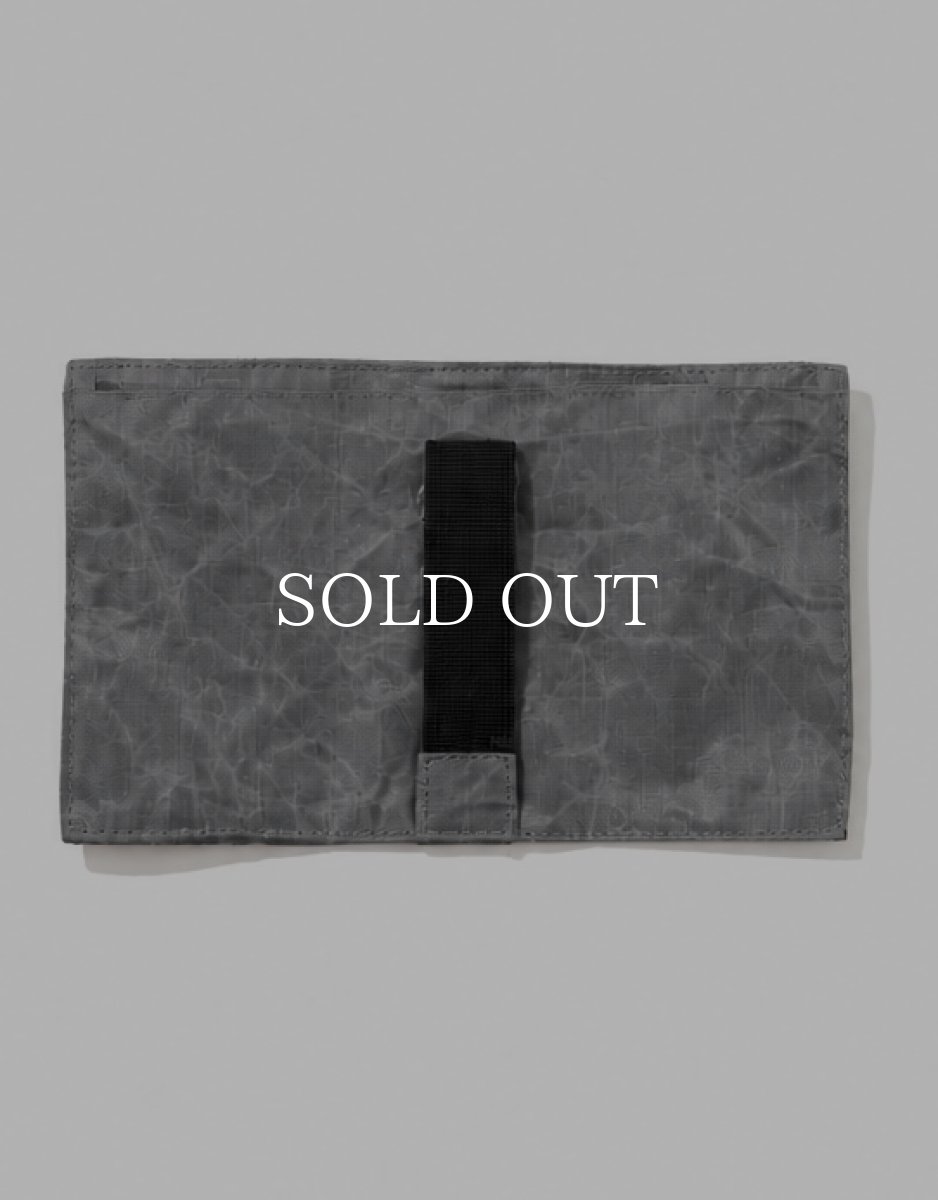 画像2: CMF OUTDOOR GARMENT  SMART WALLET DYNEEMA (2)