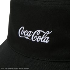 画像9: NEW ERA  バケット01 リバーシブル Coca-Cola コカ・コーラ ブラック (9)
