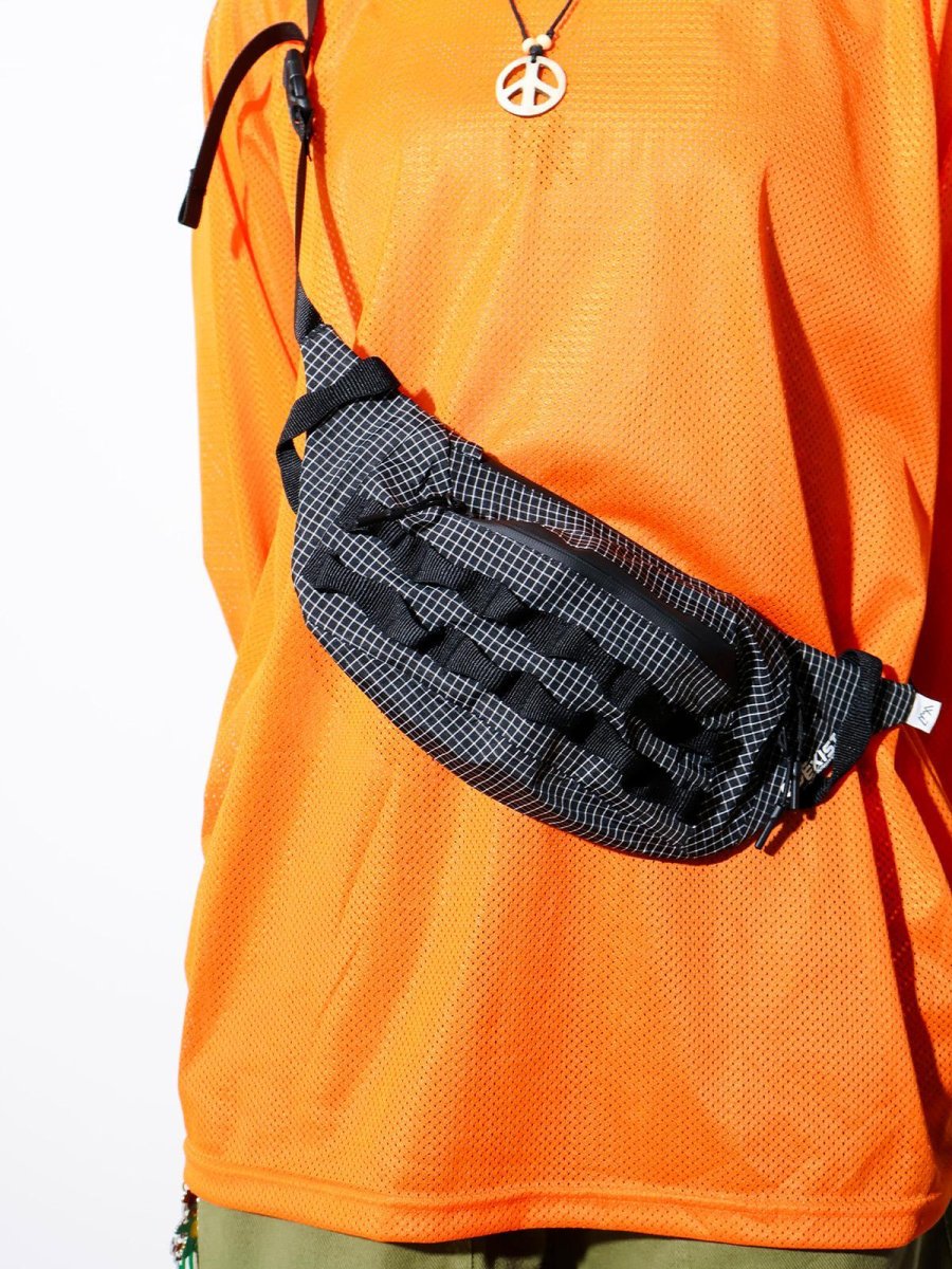 画像5: CMF OUTDOOR GARMENT  FANNY PAC COEXIST (5)