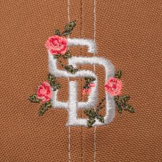 画像2: NEW ERA  9FORTY アンストラクチャード Flower サンディエゴ・パドレス ライトブロンズ (2)