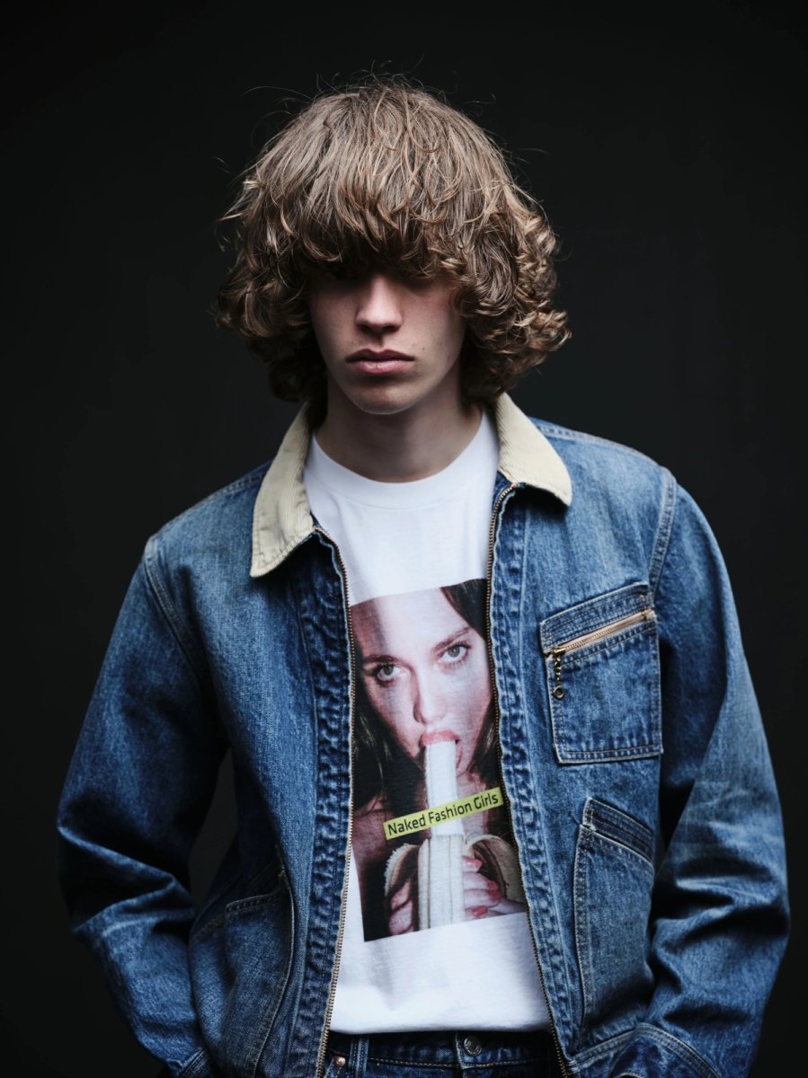 画像8: MINEDENIM  Mike Dowson Holding a Banana Girl Photo Tee by Stie-lo (8)