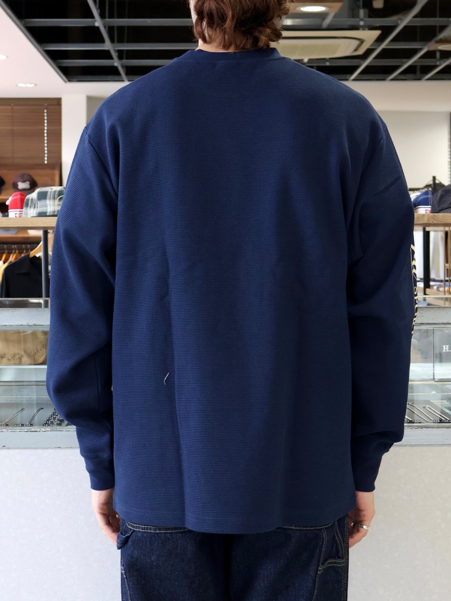 画像4: NEW ERA  長袖 ワッフル Tシャツ Direction by Takayuki Ohashi Dog ネイビー | アウトドア (4)