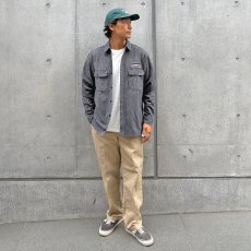 画像4: STANDARD CALIFORNIA  SD Logo Patch Black Chambray Work Shirt Vintage Wash (4)