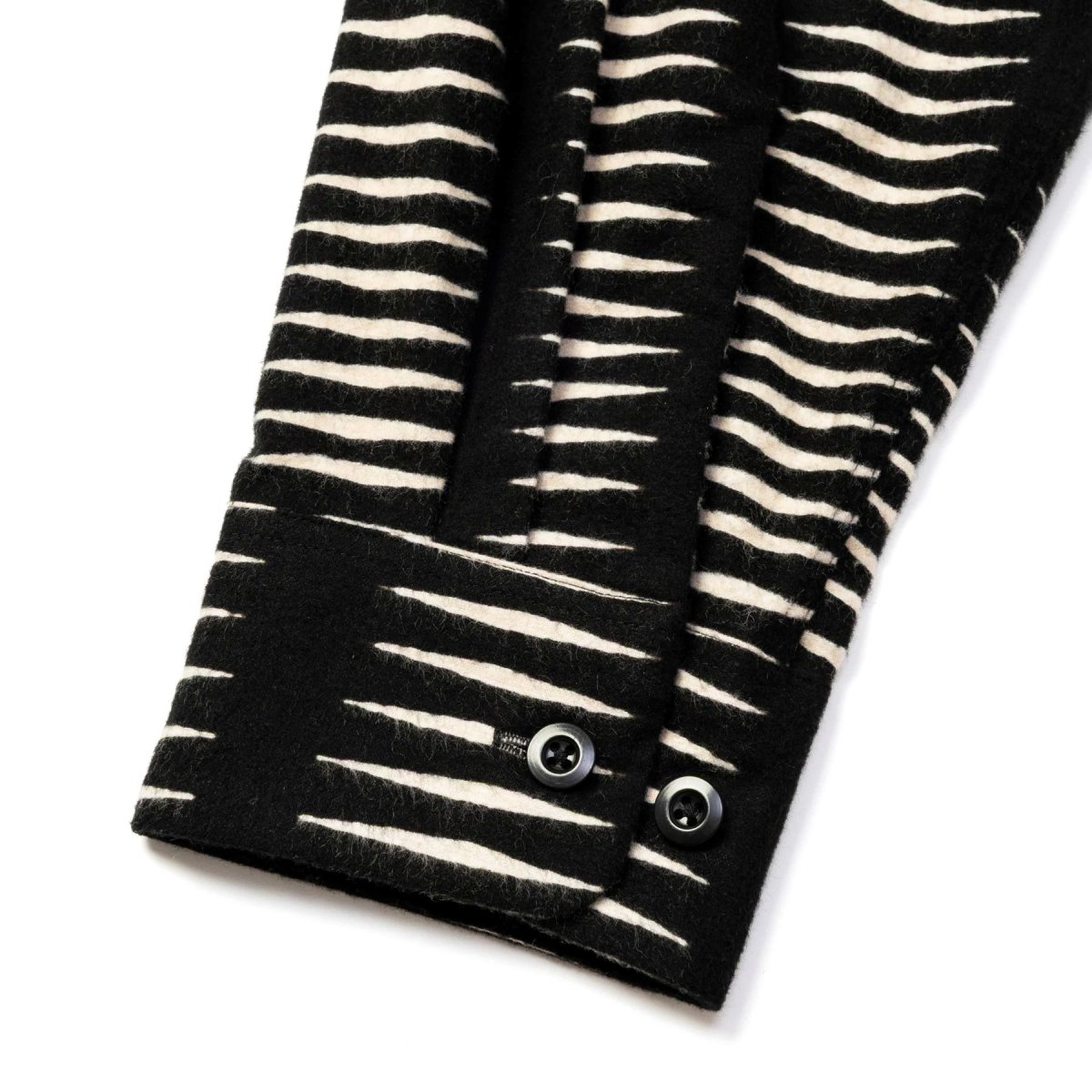 画像9: CALEE  NATIVE PRINT NEL SHIRT (9)