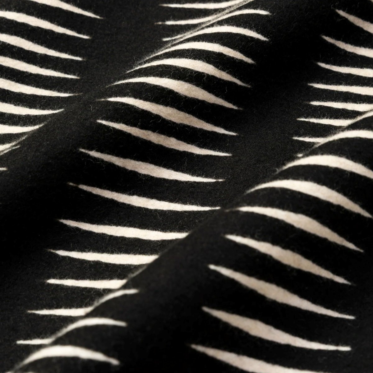 画像10: CALEE  NATIVE PRINT NEL SHIRT (10)