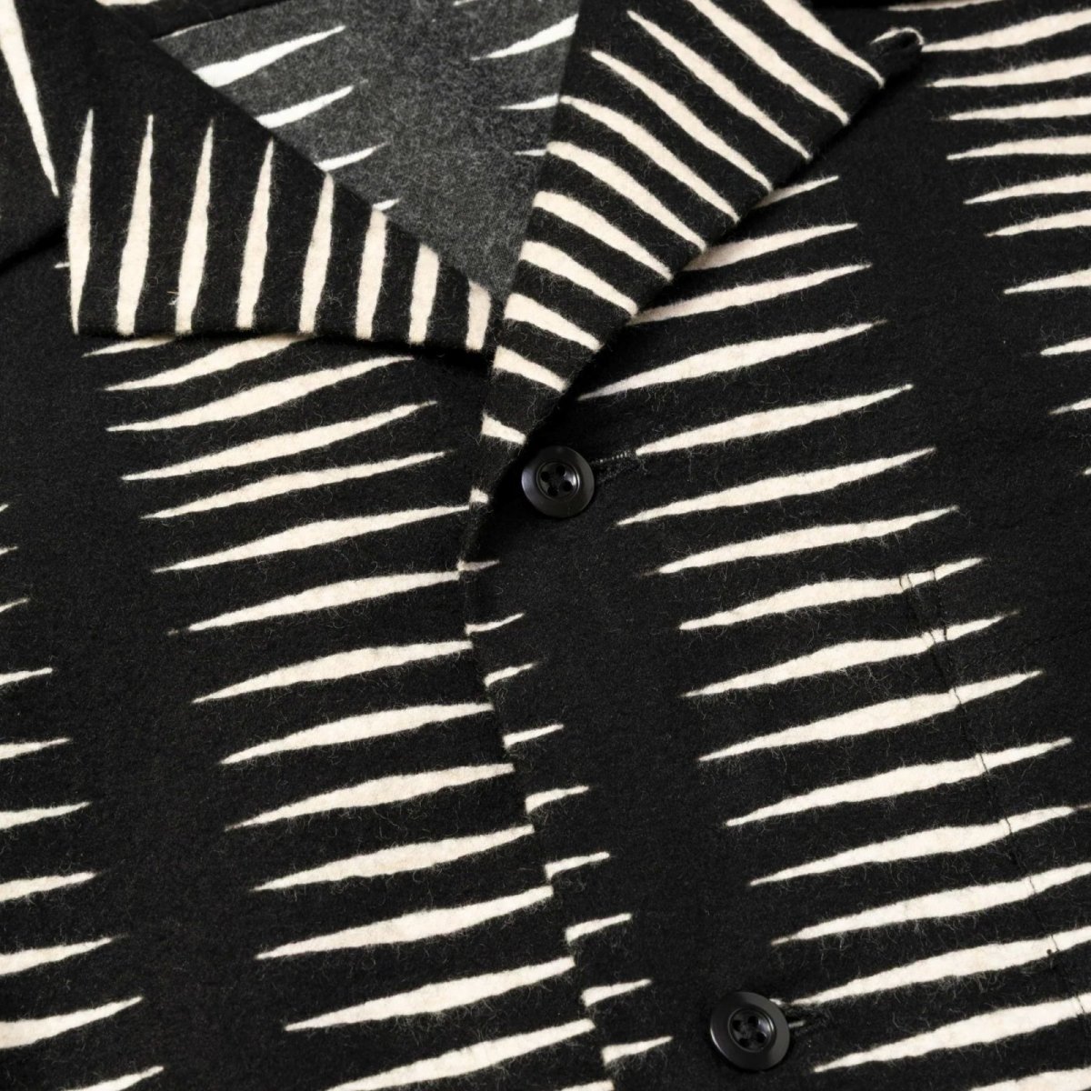 画像6: CALEE  NATIVE PRINT NEL SHIRT (6)