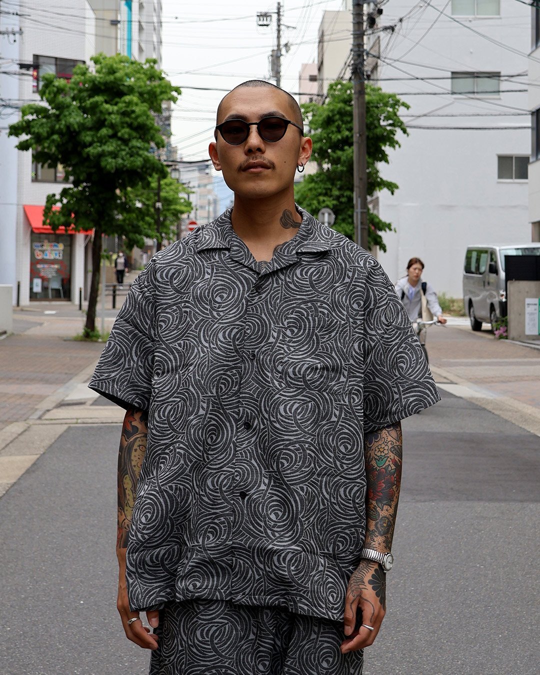 【CALEE】 SPIRAL JACQUARD CHAMBRAY S/S SH