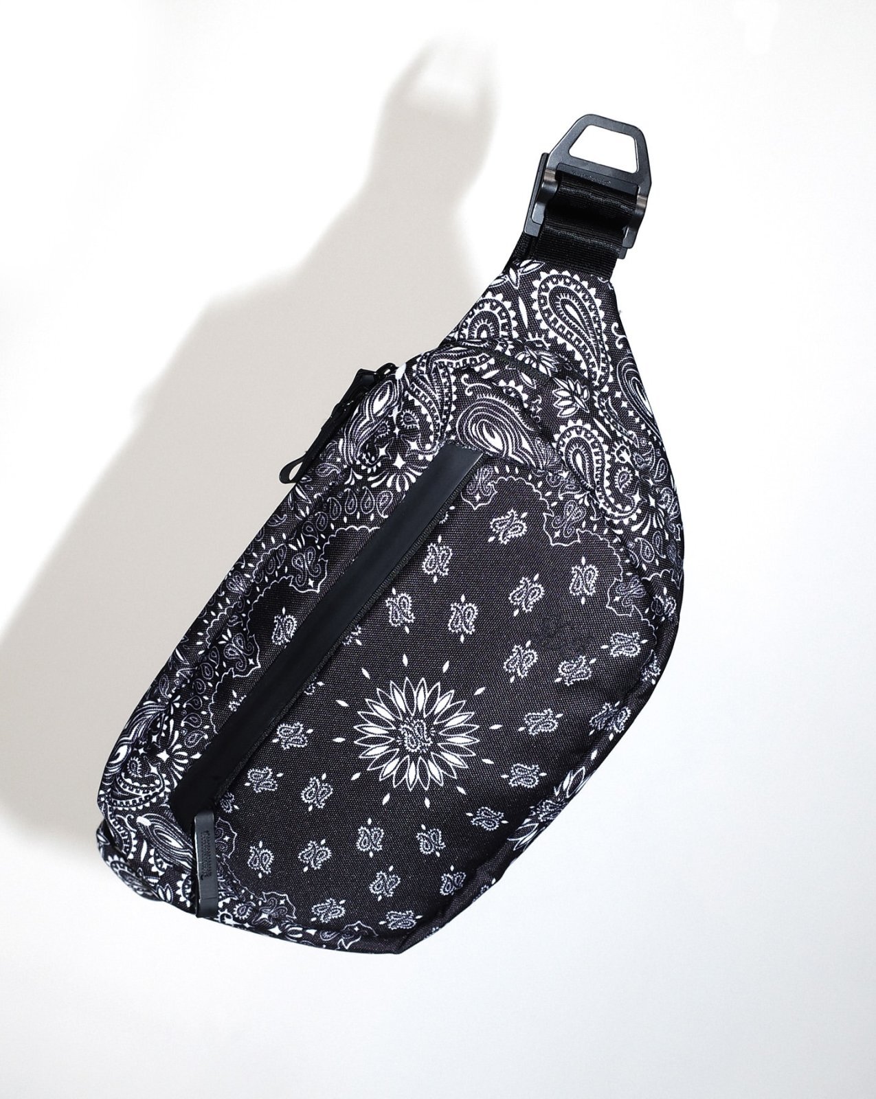 HIDE AND SEEK新作入荷