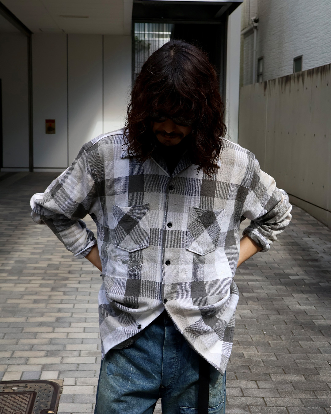 【BOW WOW】 DAMAGED AND STAINED FLANNEL SHIRT