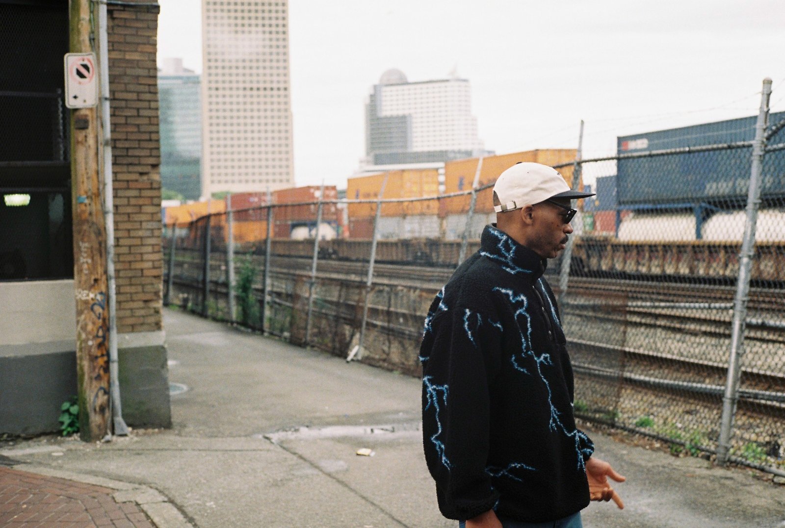 CHALLENGER新作入荷