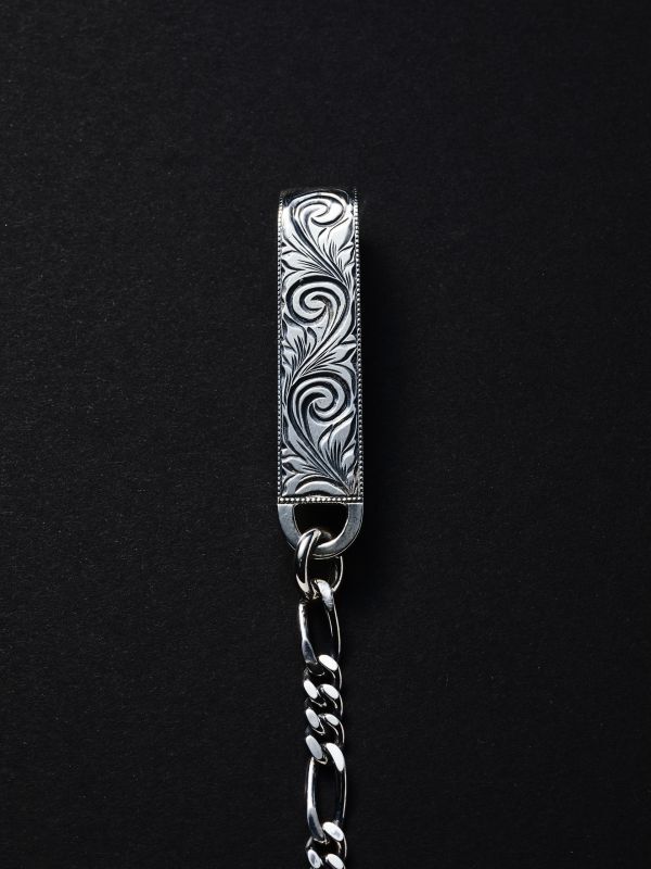 Engraved Narrow Wallet Chain (Short)