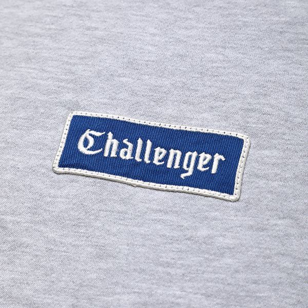 プルオーバーパーカーCHALLENGER LOGO PATCH HOODIE チャレンジャー